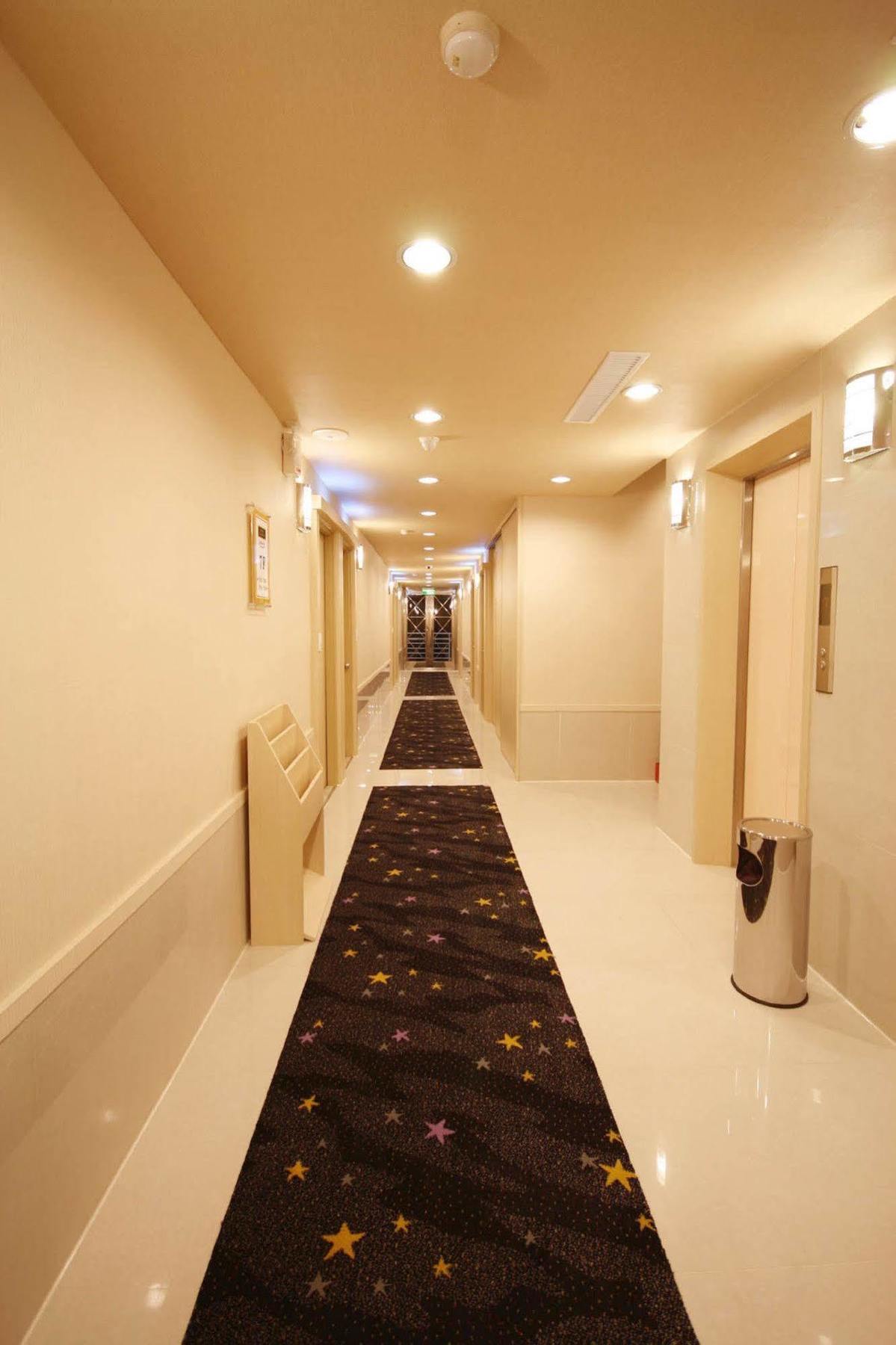 Kindness Hotel - Tainan Minsheng Εξωτερικό φωτογραφία